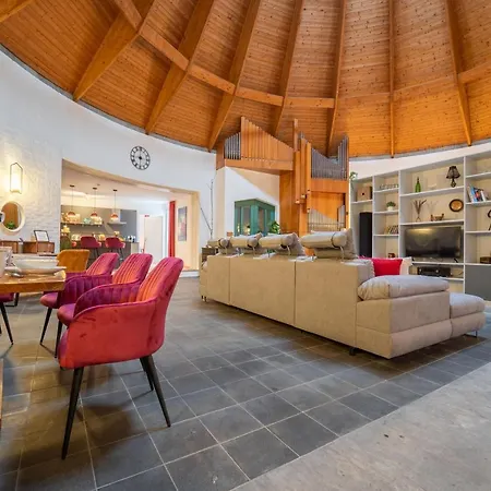 Dreamcation - Ehemalige Kirche & Pfarrerwohnung, 3d-tour, Terrasse, Garten, Bbq Kelheim