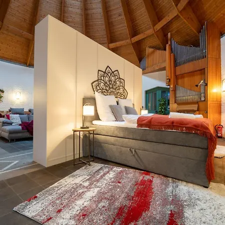 Dreamcation - Ehemalige Kirche & Pfarrerwohnung, 3d-tour, Terrasse, Garten, Bbq Kelheim