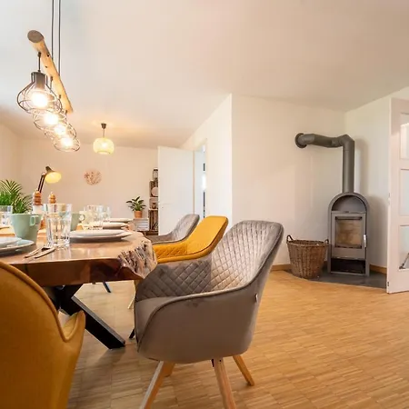 Dreamcation - Ehemalige Kirche & Pfarrerwohnung, 3d-tour, Terrasse, Garten, Bbq