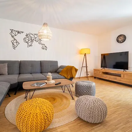 Dreamcation - Ehemalige Kirche & Pfarrerwohnung, 3d-tour, Terrasse, Garten, Bbq