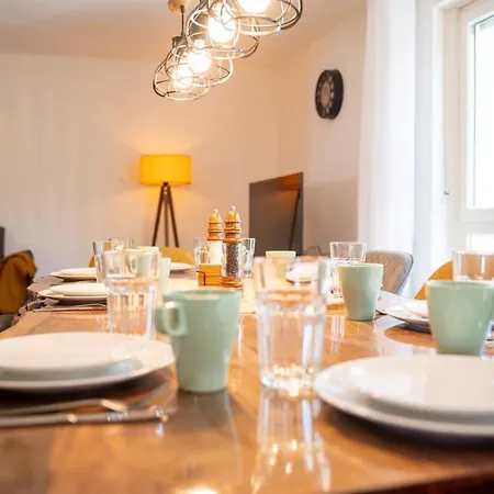 Dreamcation - Ehemalige Kirche & Pfarrerwohnung, 3d-tour, Terrasse, Garten, Bbq