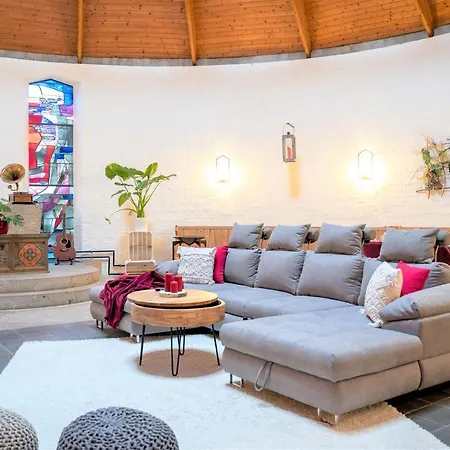 Dreamcation - Ehemalige Kirche & Pfarrerwohnung, 3d-tour, Terrasse, Garten, Bbq Appartamento Kelheim