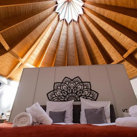 Dreamcation - Ehemalige Kirche & Pfarrerwohnung, 3d-tour, Terrasse, Garten, Bbq Kelheim