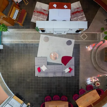 Dreamcation - Ehemalige Kirche & Pfarrerwohnung, 3d-tour, Terrasse, Garten, Bbq *